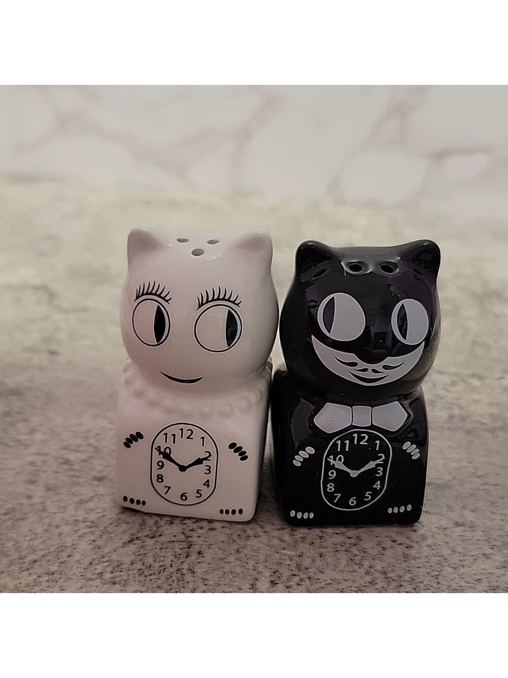 Kit Cat Klock Clock Salt & Pepper Shakers Hand Painted Ceramic - Picture 2 of 7